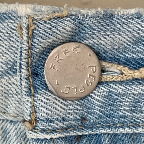 FREE PEOPLE We The Free Daisy Chain Denim Lace Shorts Distressed Boho Size 24 - Picture 9 of 14